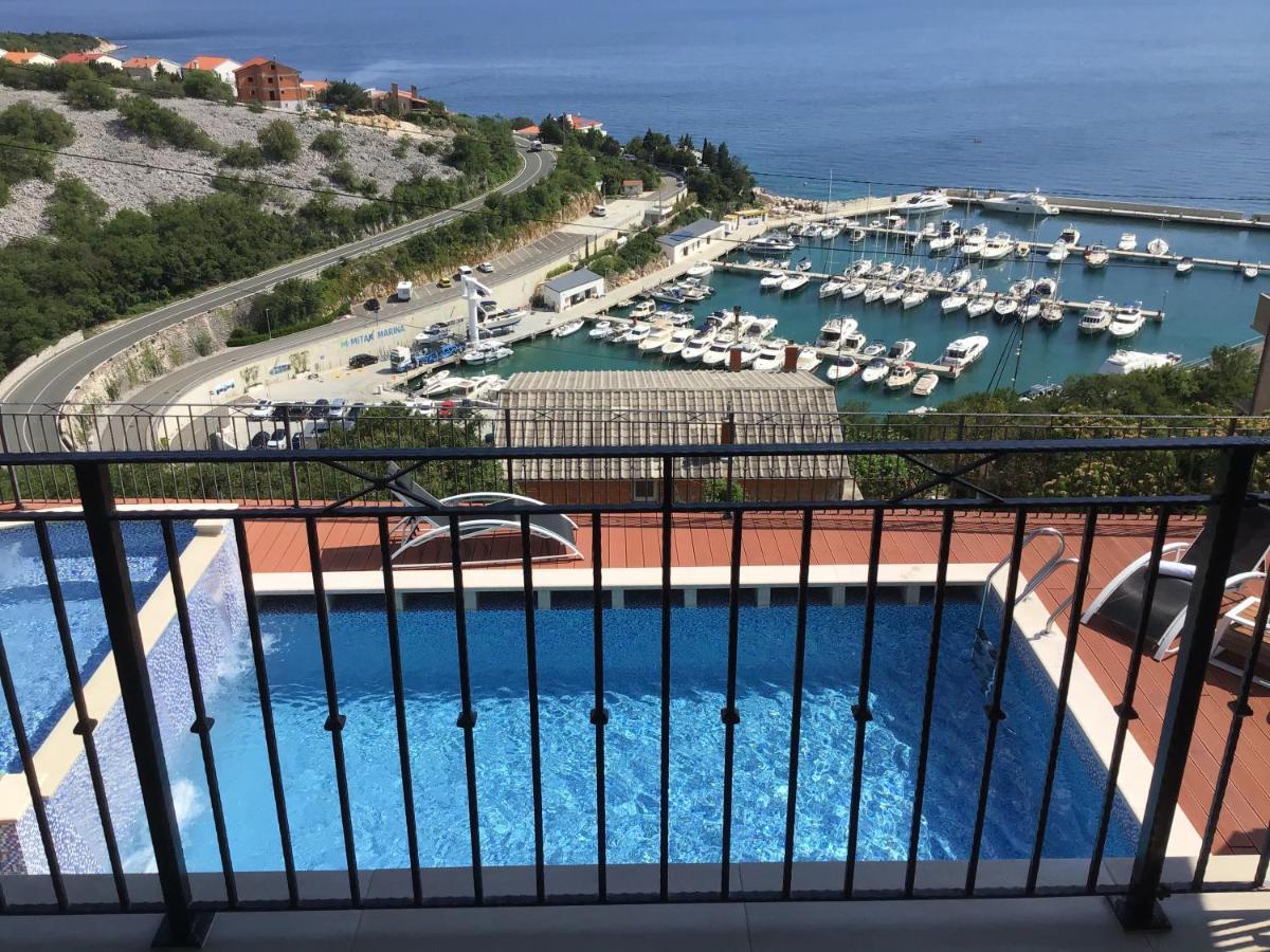 Apartments Villa Manda Новий Винодольський Екстер'єр фото